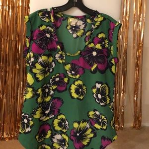 Woman’s Short Sleeve Blouse